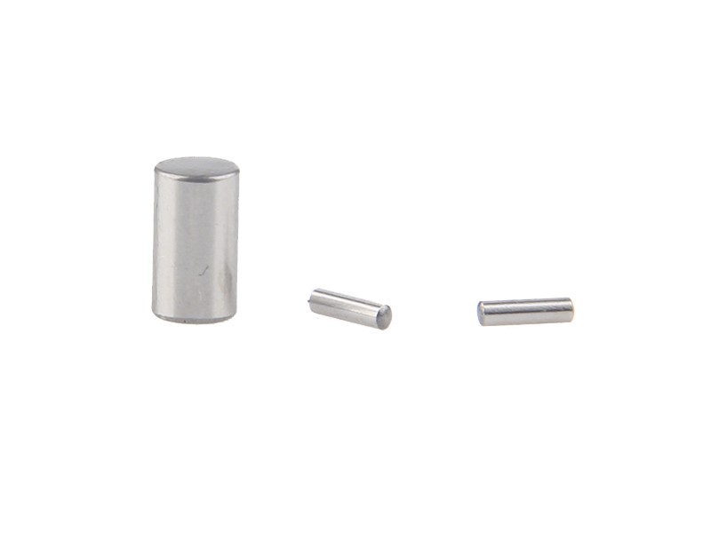 Needle roller